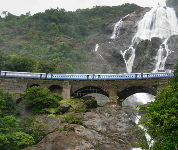 dudhsagar waterfall goa