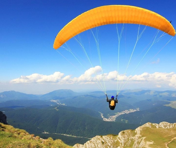 paragliding in goa